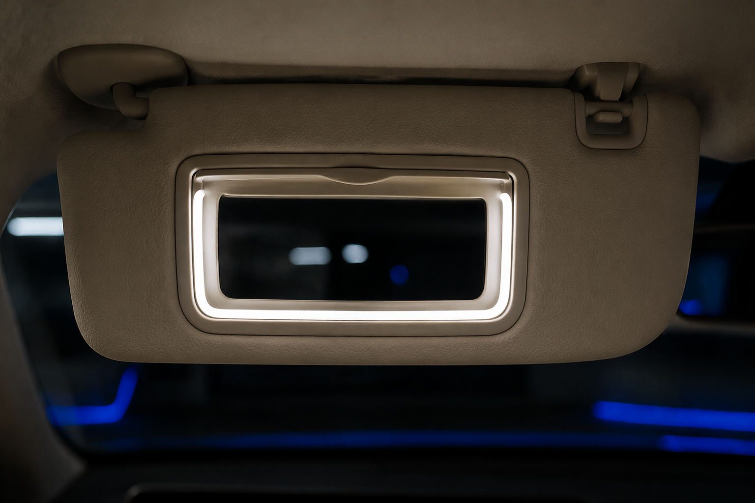 Vanity mirror light